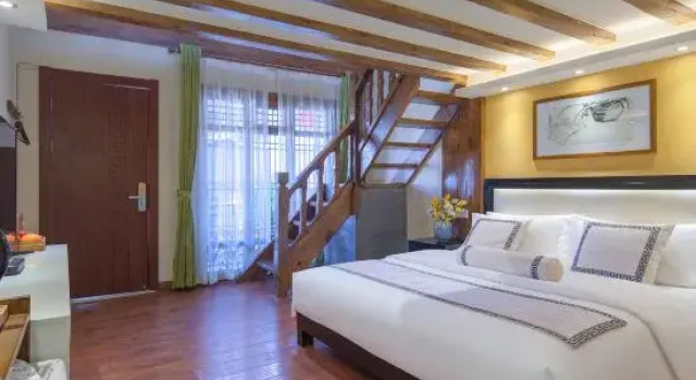 Люкс Yinman·Courtyard Yushe Life Aesthetics Designer B&B (Lijiang Old Town Sifang Street)