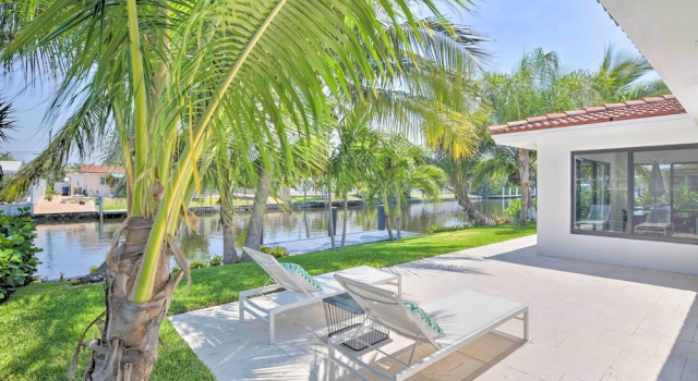 Коттедж с 2 комнатами Luxe Wilton Manors Home w/ Private Boat Dock