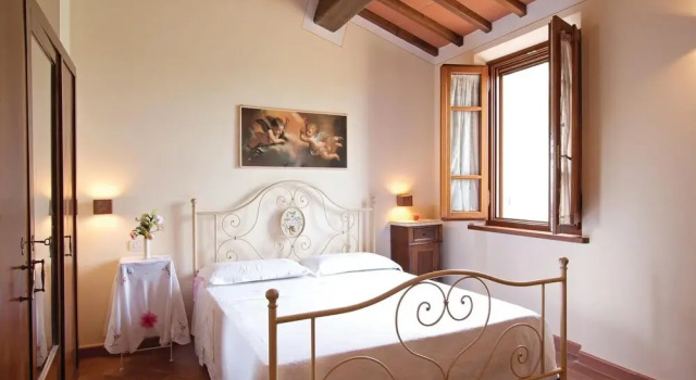 Stunning Home in Ponte Buggianese PT With Wifi and 4 Bedrooms
