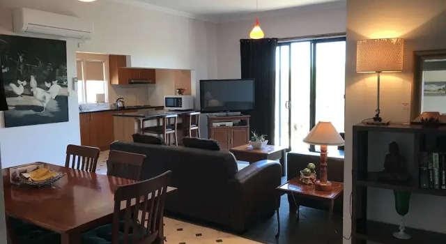 Коттедж Hill's Creek Holiday Home