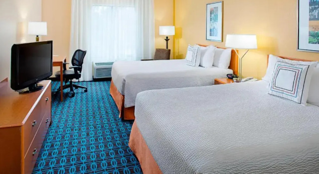 Четырёхместный номер Standard Fairfield Inn & Suites by Marriott Lafayette South