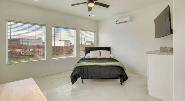 Community Pool! Walkable South Padre Island Studio, Book Lejlighed Padre Island USA
