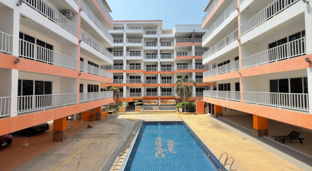 Comfortable Pool-view Studio With Balcony - Pratumnak, Pattaya, Забронировать Апартаменты/квартира Паттайя провинция Чонбури