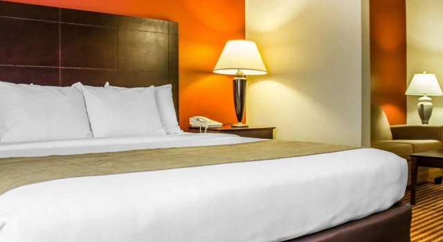 Двухместный люкс Comfort Inn & Suites