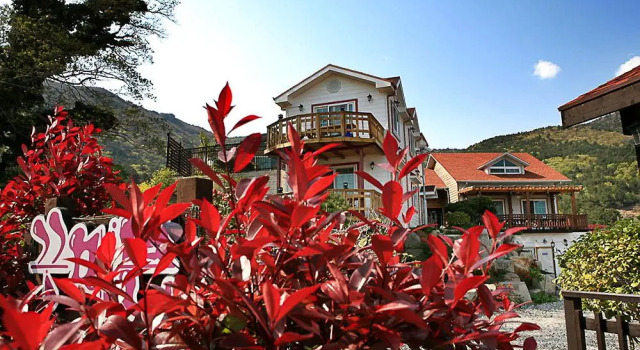 kkumebon pension, Забронировать Отель Отели Кодже с парковкой, Парковка