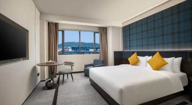Номер Premier Wingate By Wyndham Wuhan Optics Valley