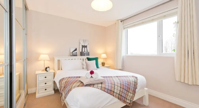 Номер Luxury Broc House Suites