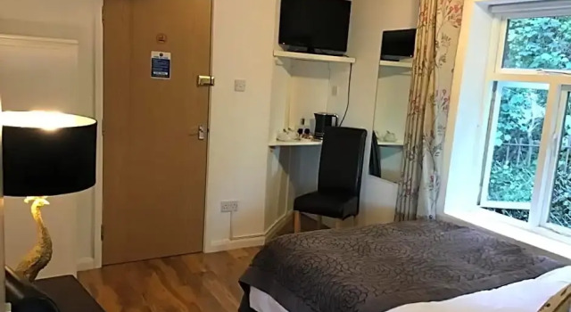 Sids Restaurant and Bar with Rooms, Забронировать Отель Пенарт Vale of Glamorgan