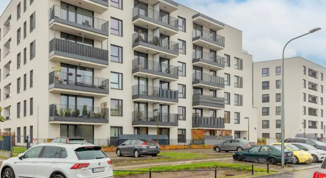 Spacious Apartment by Renters