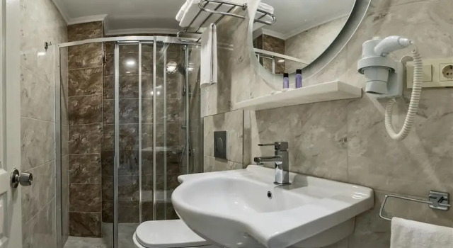Двухместный номер Эконом без окна Valide Hotel
