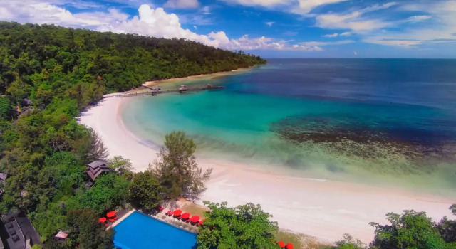 Полулюкс Bunga Raya Island Resort & Spa