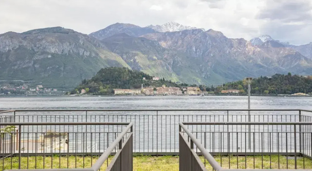 Lakefront Contemporary, Prenota Appartamento Hotel a Como con parcheggio, Parcheggio