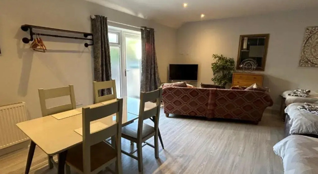 Southernwood - Family Studio