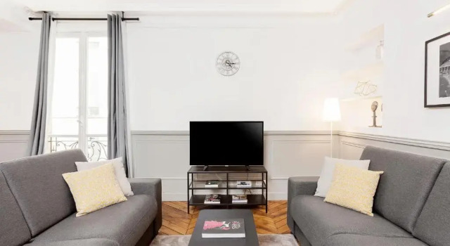 LivinParis - Luxury AC 4 Bedrooms Opera Lafayette II, Забронировать Отель 9-й округ: Опера Париж, рядом с Гран Бульвар