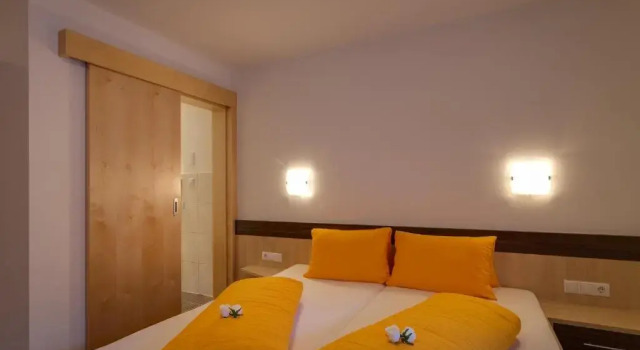 Apart Praxmarer, Rezerwuj Hotel Hotele w Tyrol z parkingiem, Parking