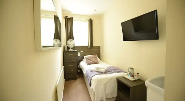 Одноместный номер Standard Victoria Park Hotel