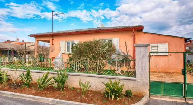 Apartment 1539