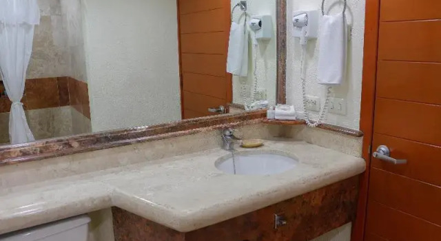 Двухместный номер Standard с балконом Plaza Pelicanos Grand Beach Resort All Inclusive