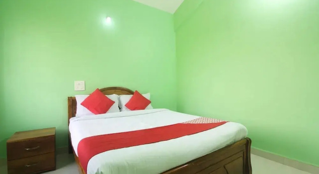 Chrisander's Resort by OYO Rooms