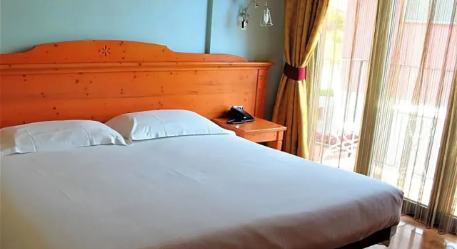 Номер Standard с видом на озеро Hotel Residence Montelago