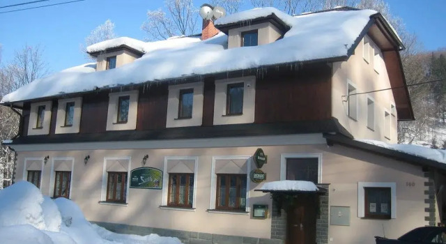 Hotel Säntis, Reserva ahora Hotel Komorní Lhotka 