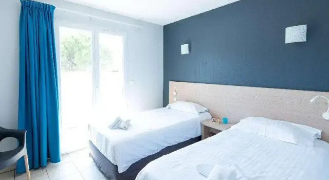 Апартаменты с балконом Comfort Aparthotel Frejus La Tour de Mare