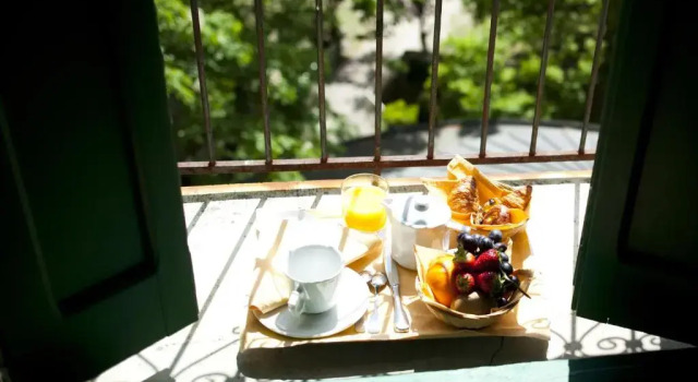 Полулюкс Les Pyrénées - le Grand Hôtel & le Château