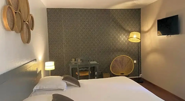 Двухместный номер Standard с красивым видом из окна Logis Hôtel La Sommellerie