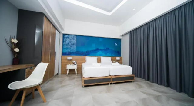 Полулюкс Island Boutique Hotel