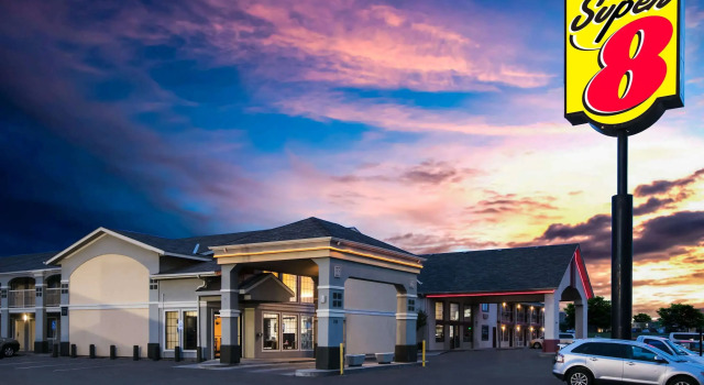 Super 8 by Wyndham Oklahoma Airport Fairgrounds West, Buchen Sie Gasthaus Oklahoma City Oklahoma