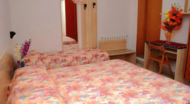 Четырёхместный номер Standard Hotel Da Fine