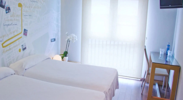 Hotel La Chancla, Забронировать Отель Отели Малаги 3 звезды, 3*