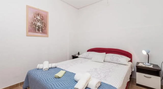 Beautiful Home in Jablanac With Wifi and 5 Bedrooms, Rezerwuj Hotel  