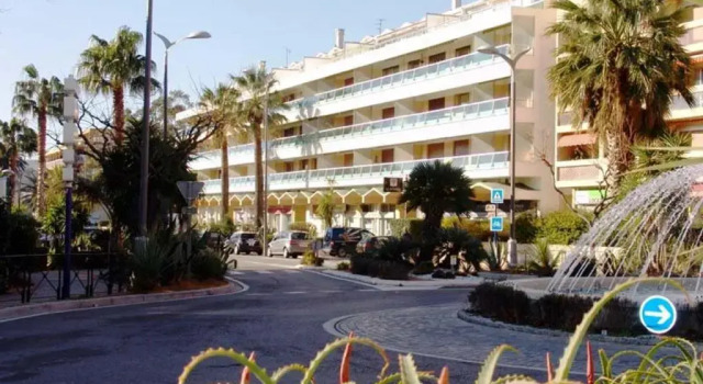 Appartement Le Lavandou, 2 pièces, 4 personnes - FR-1-251-297