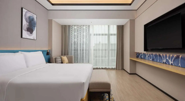 Люкс Deluxe Hilton Garden Inn Zhoukou Huaiyang
