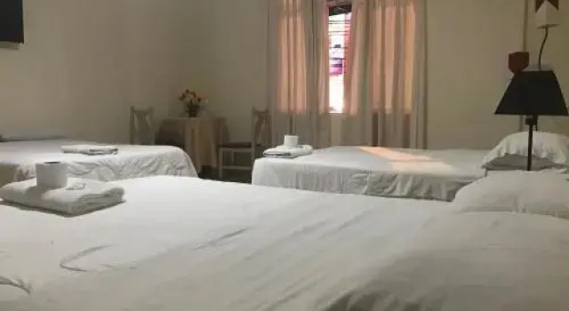 Hotel Oscars, Varaa Hotelli Hotellit Provincia de Lima pysäköinnillä, Pysäköinti
