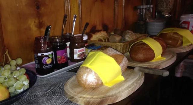B&B Hostel & Attika Hotel & Appartements Chasa Valär, Book Bed and Breakfast Scuol Grisons