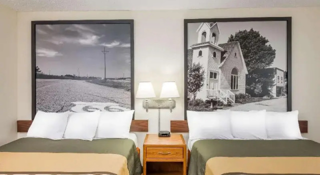 Номер Super 8 by Wyndham Dodge City