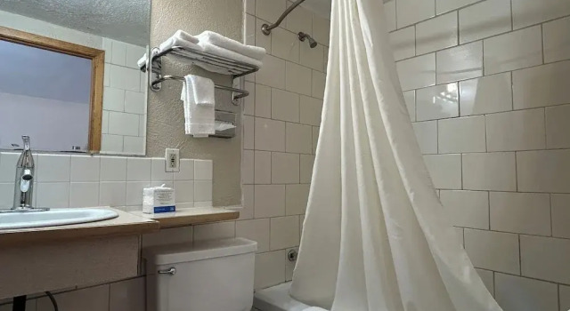 Трёхместный номер Standard JET Motor Inn - Buffalo
