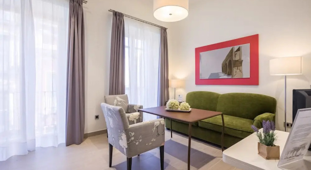 Апартаменты Premium Welldone Cathedral Suites