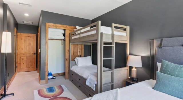 Shooting Star Lodge at Deer Valley Resort - Two Bedroom Residence #204 2 Condo, Varaa Lomakeskus Deer Valley 