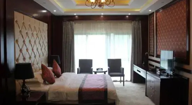 Fukang Sunshine Holiday Hotel, Book Hotel Fuyang Anhui