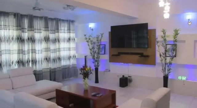 Luxury Apartment, Réserver Appartement Sékondi 