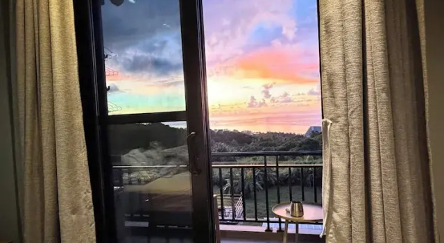 Номер Superior с балконом и с видом на океан Saipan Skyline Designers Hotel