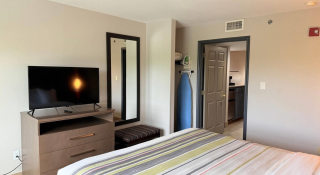 Люкс c 1 комнатой Country Inn & Suites by Radisson, Harlingen, TX