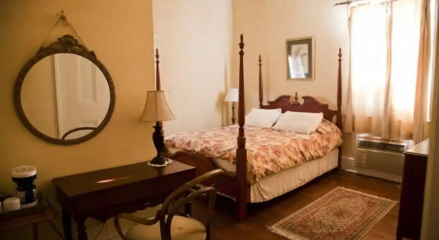Номер Superior Fairchild House Bed & Breakfast