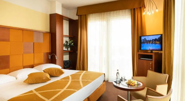 Color Hotel Style, Design & Gourmet