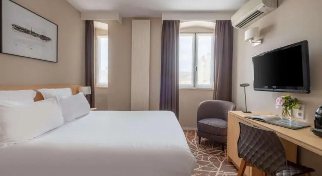 Двухместный номер Superior Grand Hotel Francais