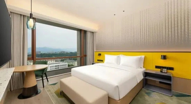 Четырёхместный люкс Holiday Inn Jingdezhen By Ihg