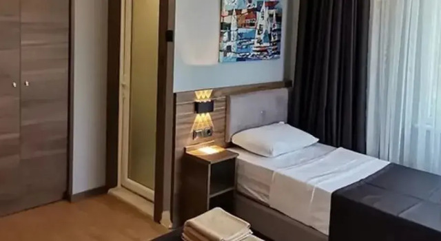 Nicer Hotel